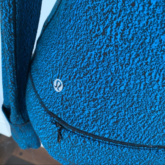 Lululemon Rush Hour aqua blue black print half-zip top Luon Spray Jacquard EUC - Picture 10 of 16